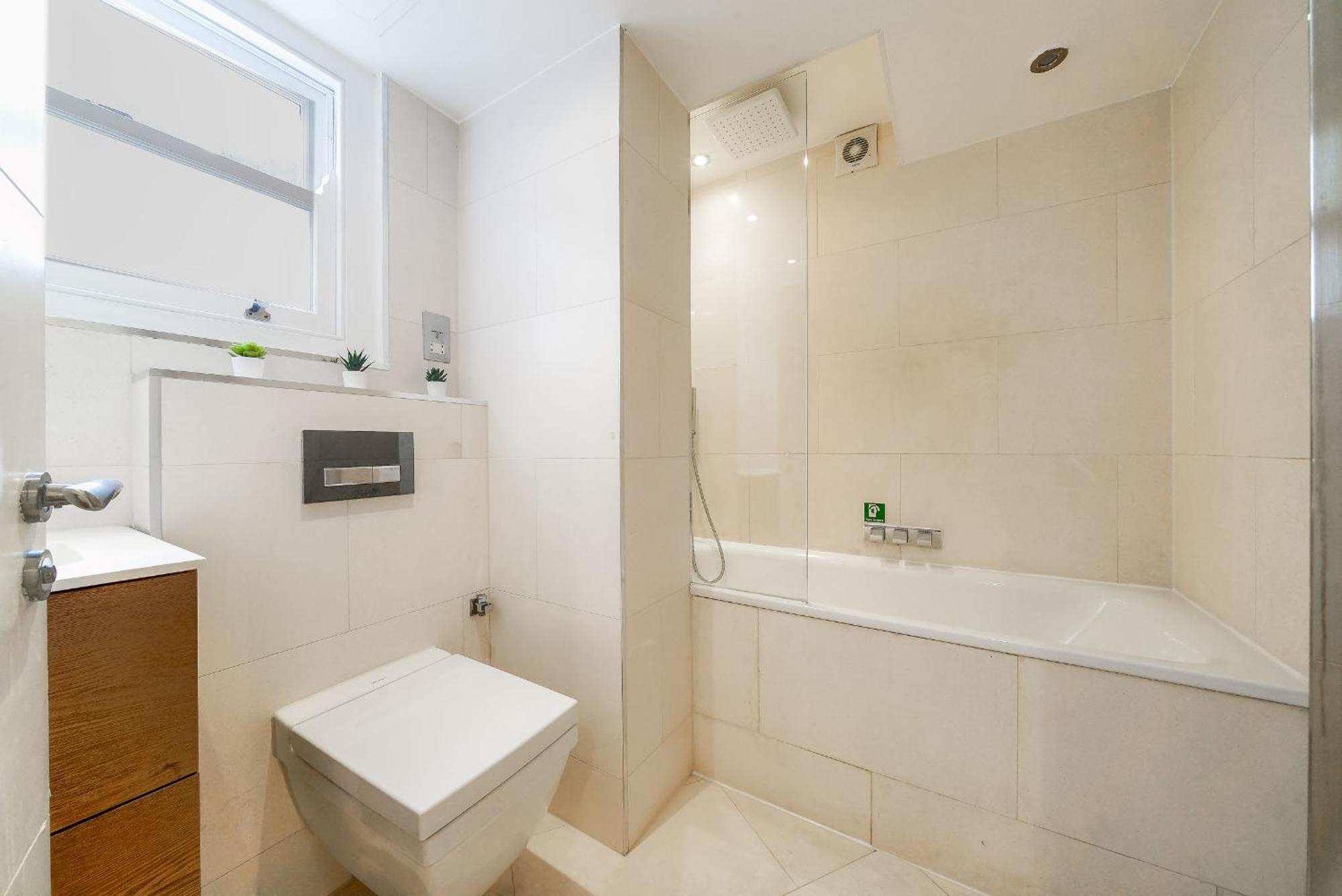 Notting Hill & Hyde Park - 2Br - Cityapartmentstay ลอนดอน ภายนอก รูปภาพ